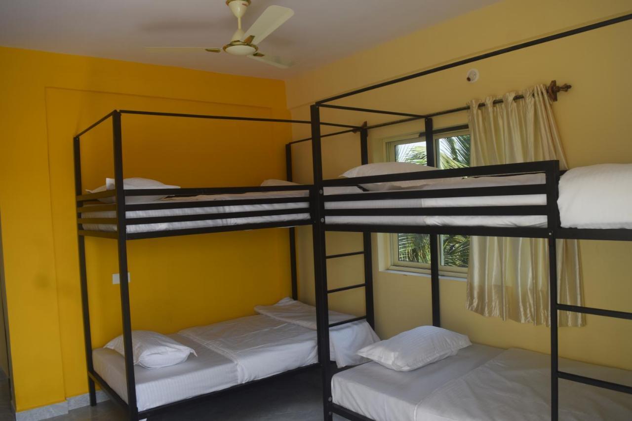 Spirithouse Hostel Арамбол Екстериор снимка
