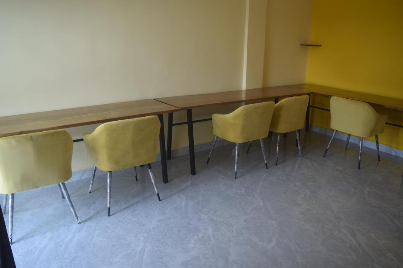 Spirithouse Hostel Арамбол Екстериор снимка